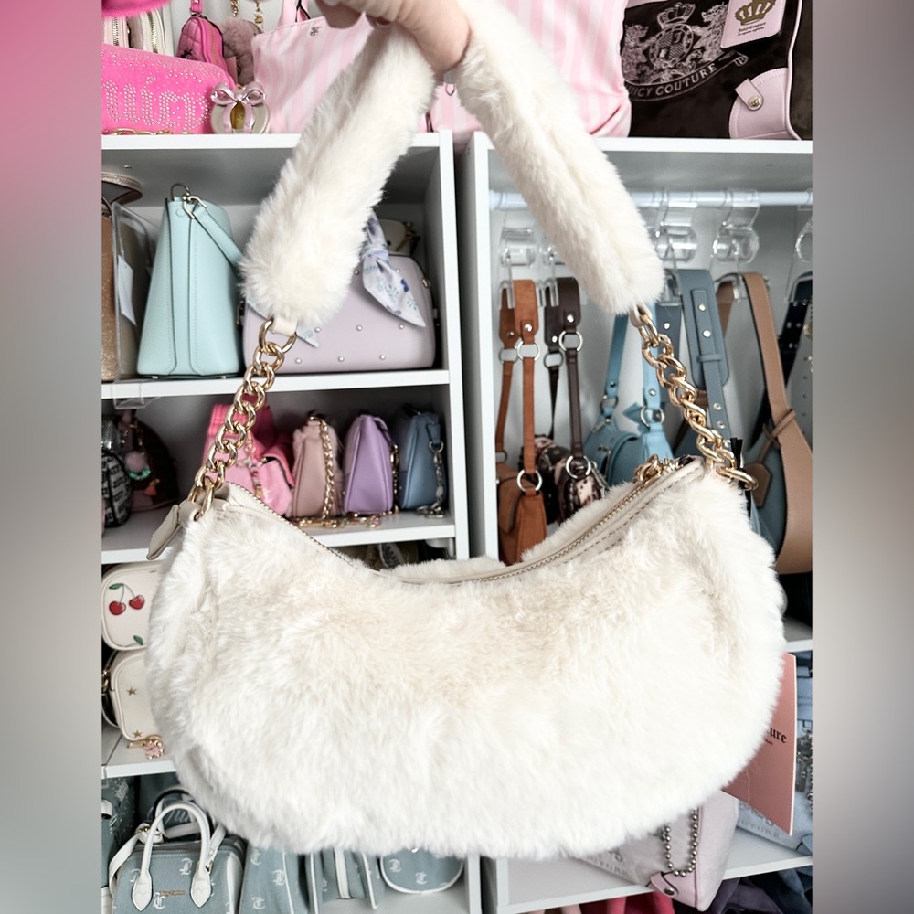 NWT-Juicy Couture Angel Let’s Get Cozy Shoulder Bag - Picture 2 of 5